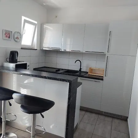 Apartment Apartman Cvita Weißenburg